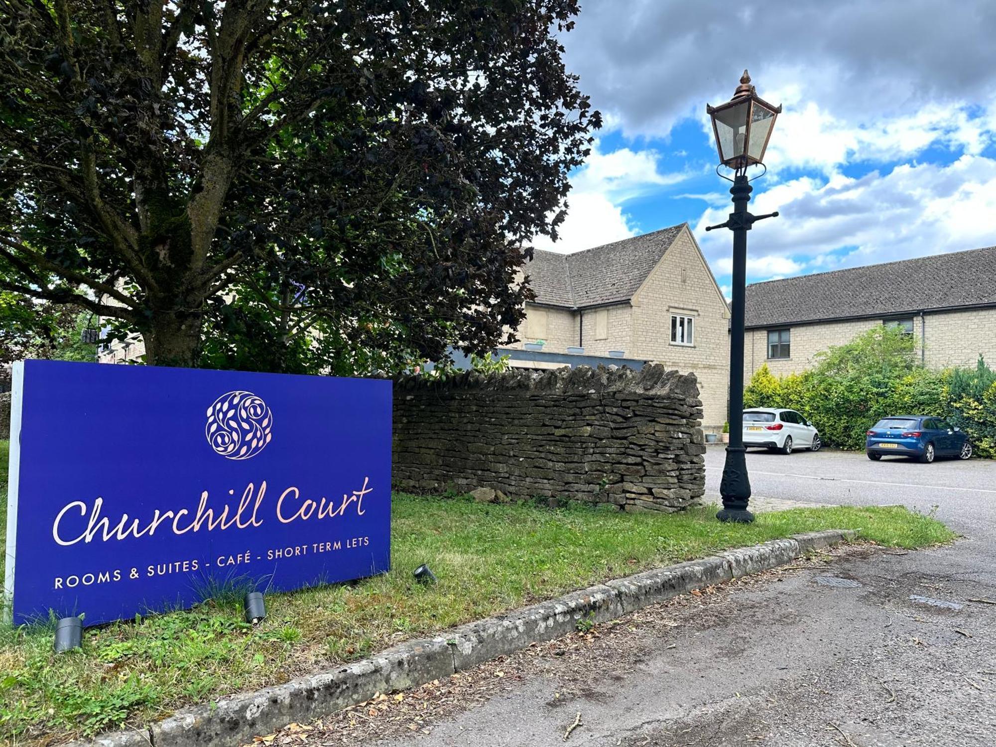 The Churchill Court Woodstock Dış mekan fotoğraf